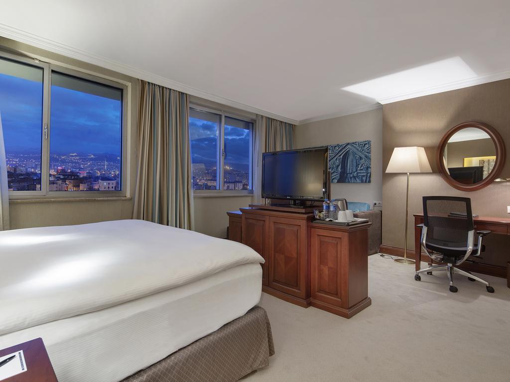 Wyndham Grand Hotel 5*
